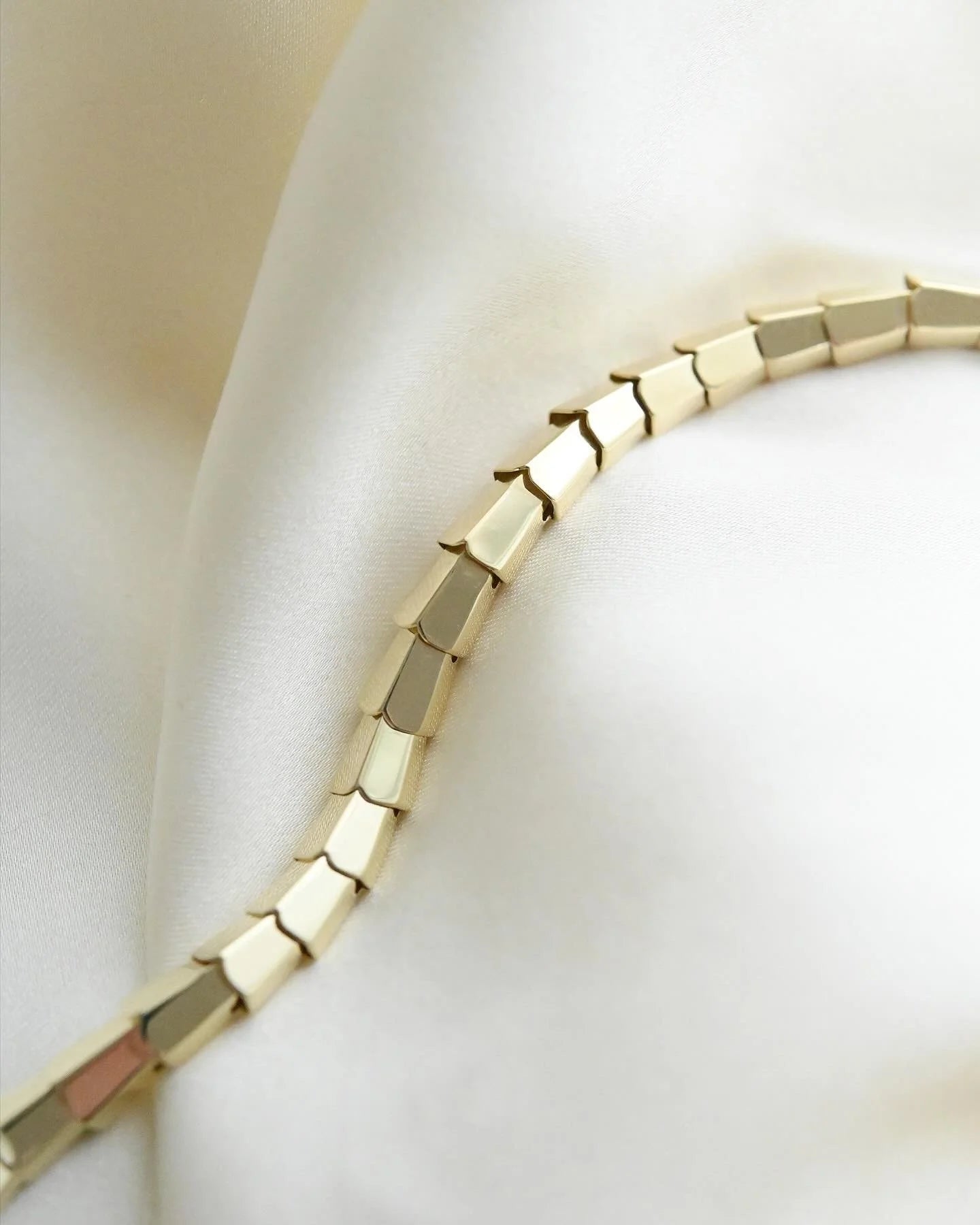Brilliant Flexible Snake Necklace Danish Vintage 14K Gold 1970s