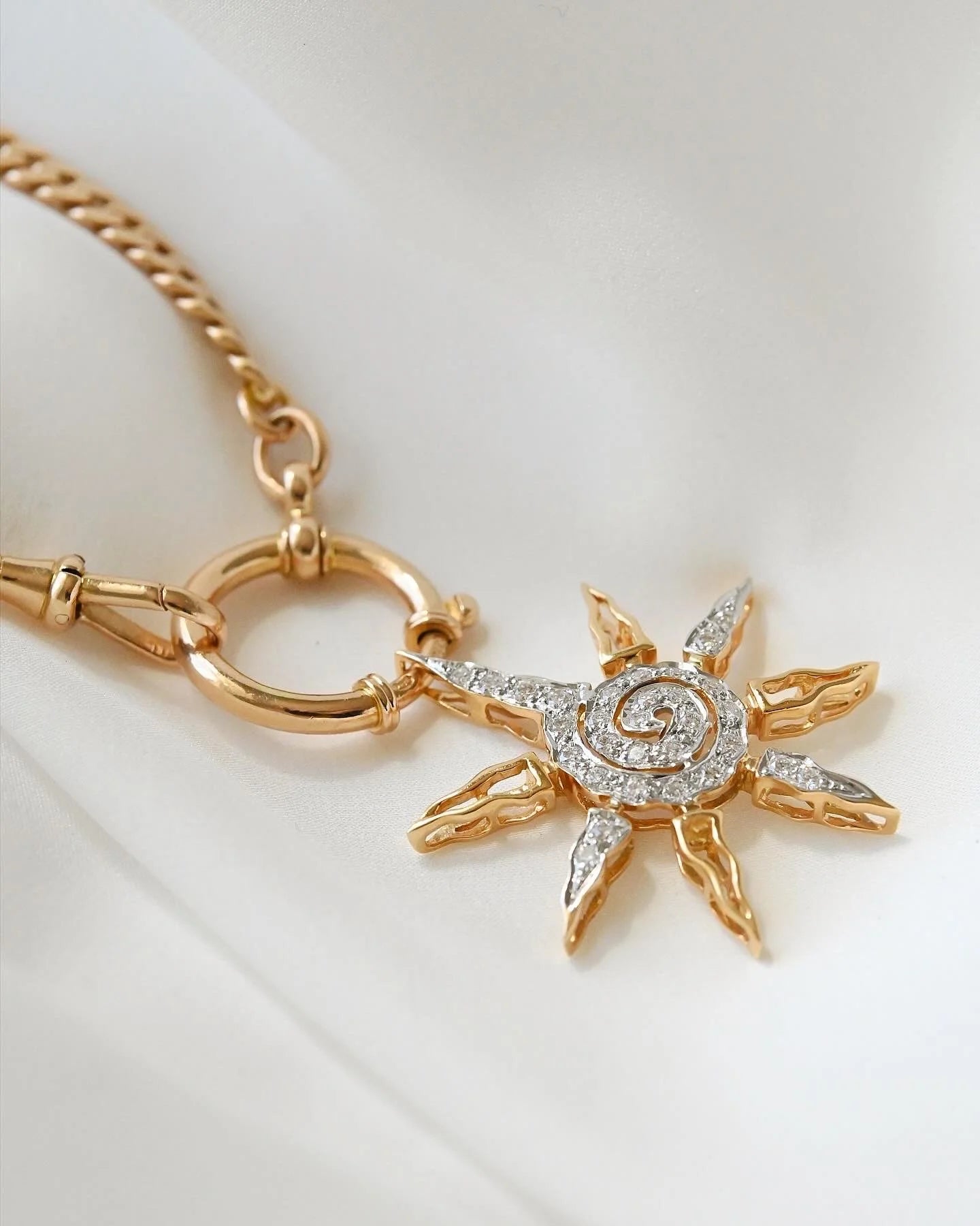 Stunning Diamond Sun Pendant 18K Gold