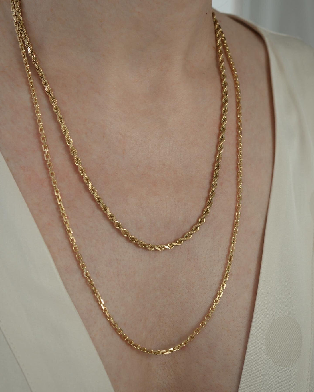 Glowing Vintage Rope Link Chain 14K Gold 1970s
