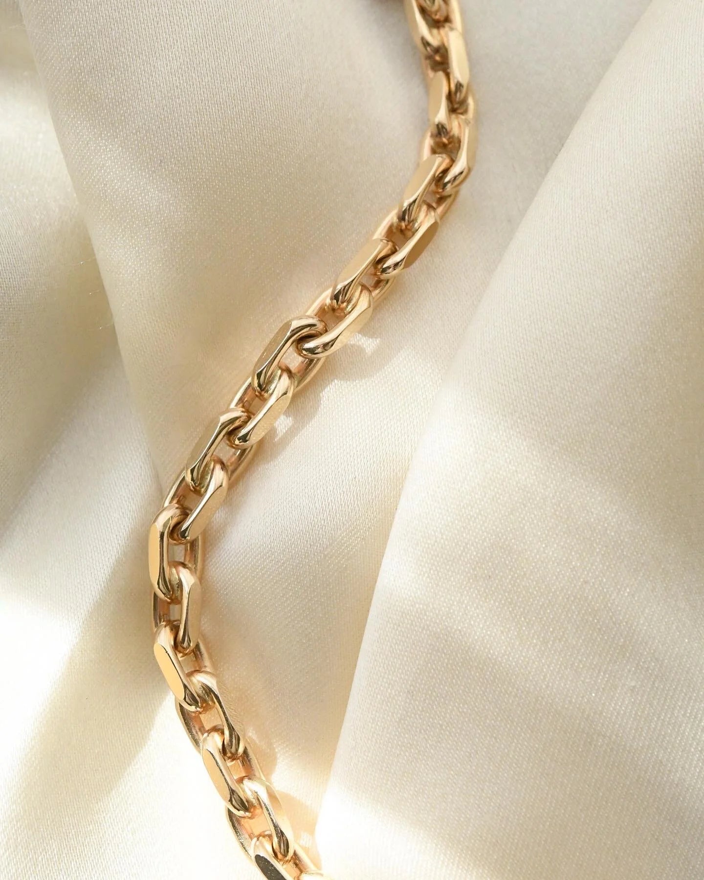 The Perfect Vintage Anchor Chain 14K gold