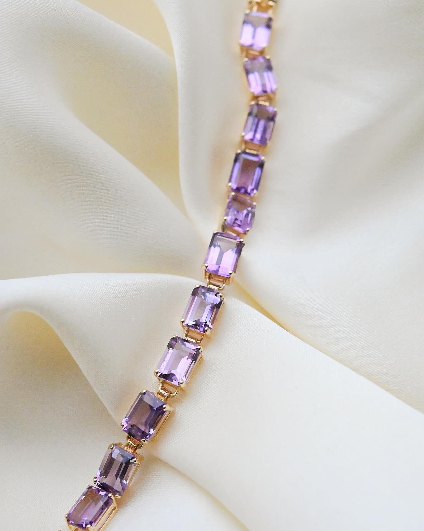 Insane Vintage Amethyst Bracelet 18K Gold