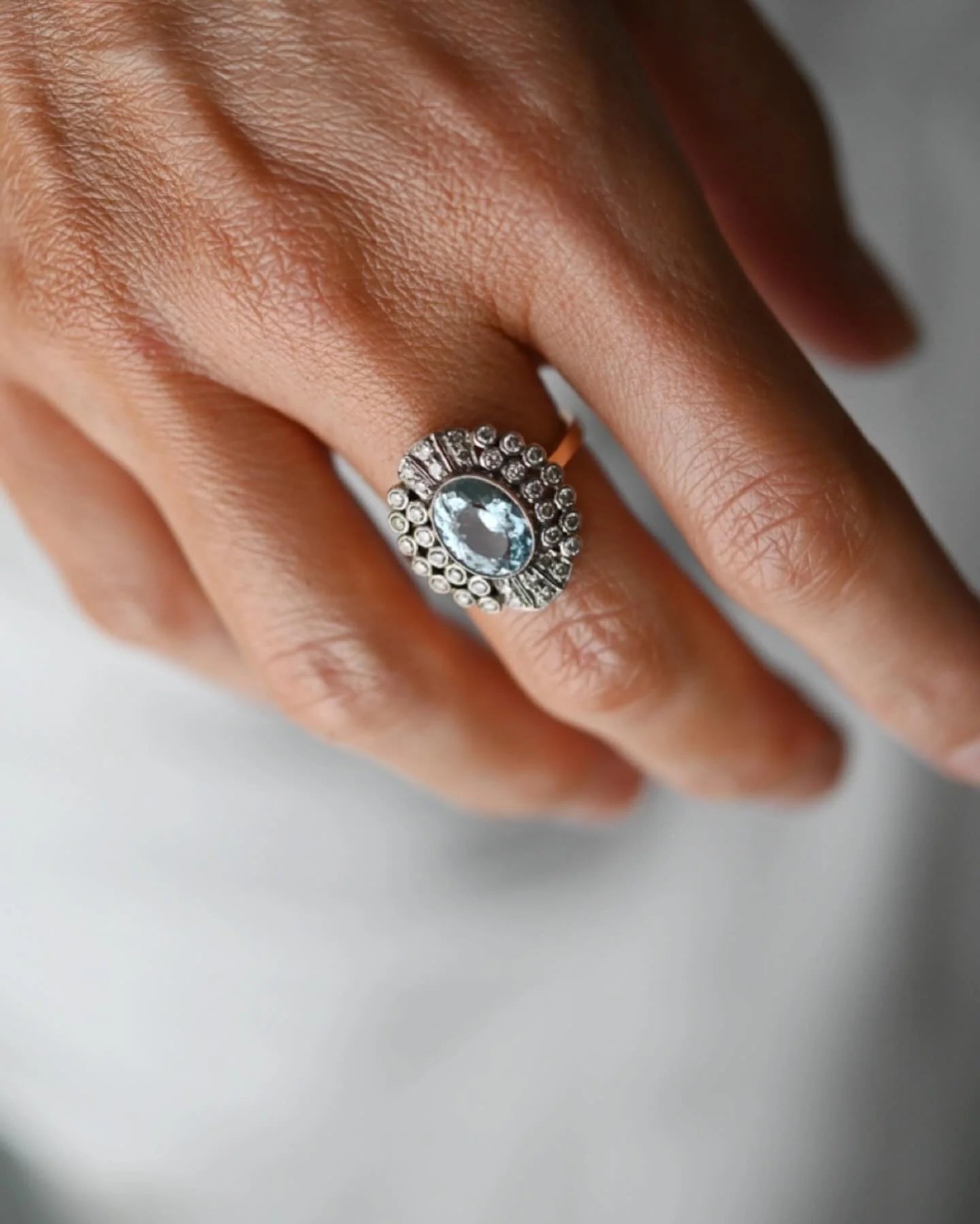 Rare Antique HUGE Aquamarine x Diamond Cluster Ring 18K Gold