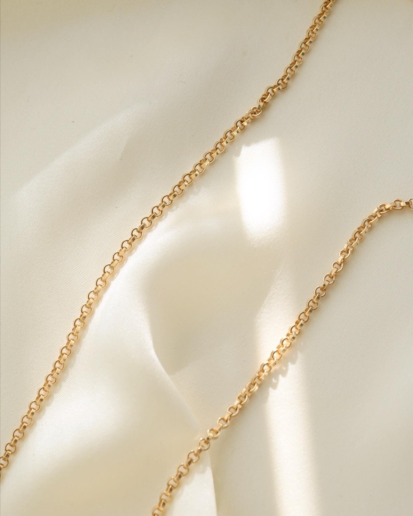 Long Rolo Chain w Loop Clasp 18K Solid Gold