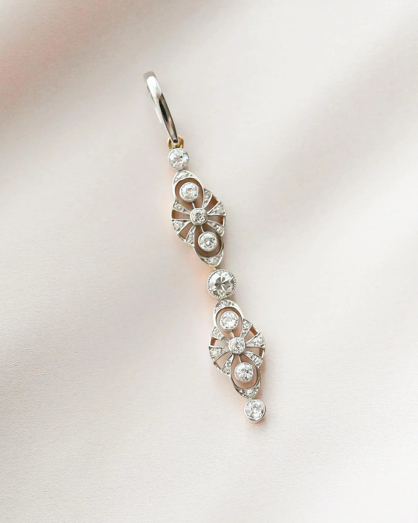 Extraordinary Big Antique Diamond Pendant Belle Epoque Platinum and 14K Gold 1910-20