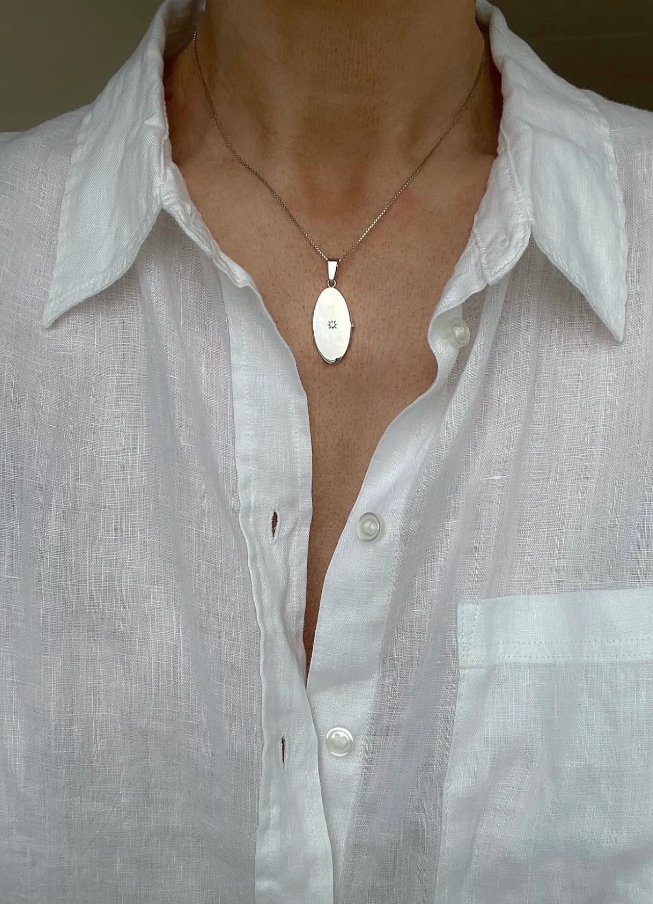 Glowy Vintage White Gold Locket on Chain 18K Gold 1972 Sweden
