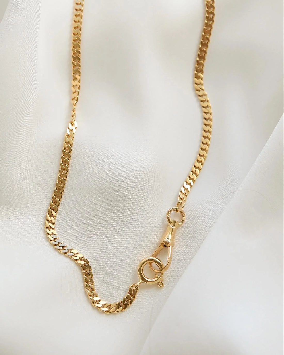 Heavy, Radiant, Perfect Watch Chain Necklace 19 Grams 18K Gold Late 1800s