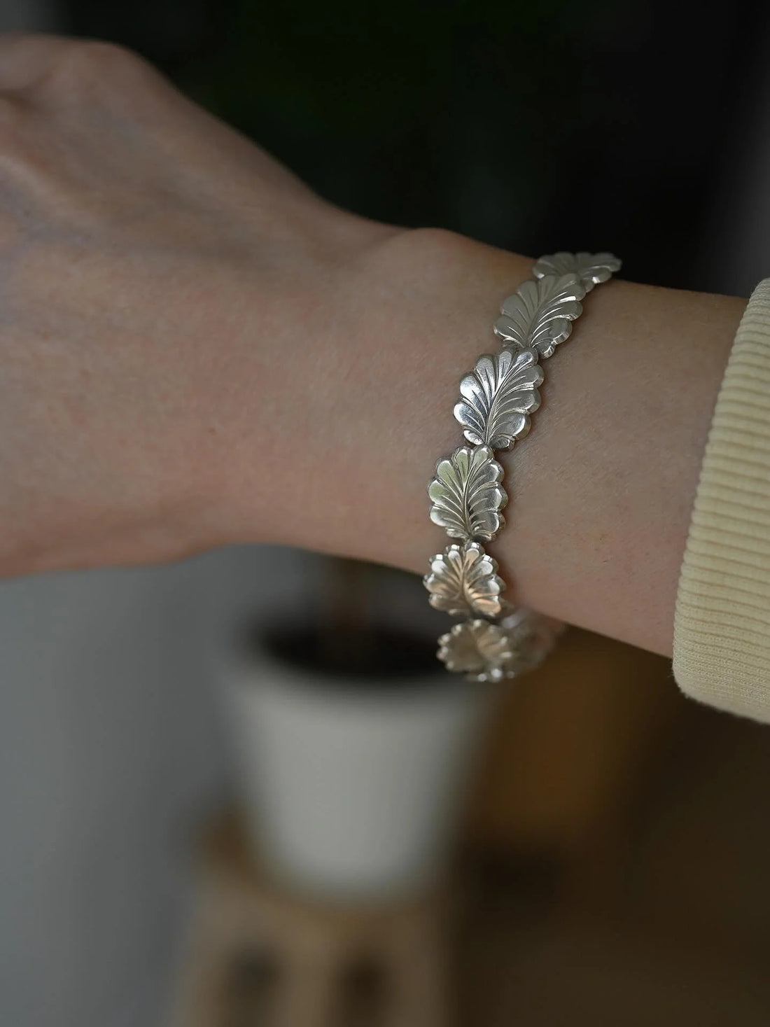 Shinmering Special Vintage Leaf Bracelet Silver