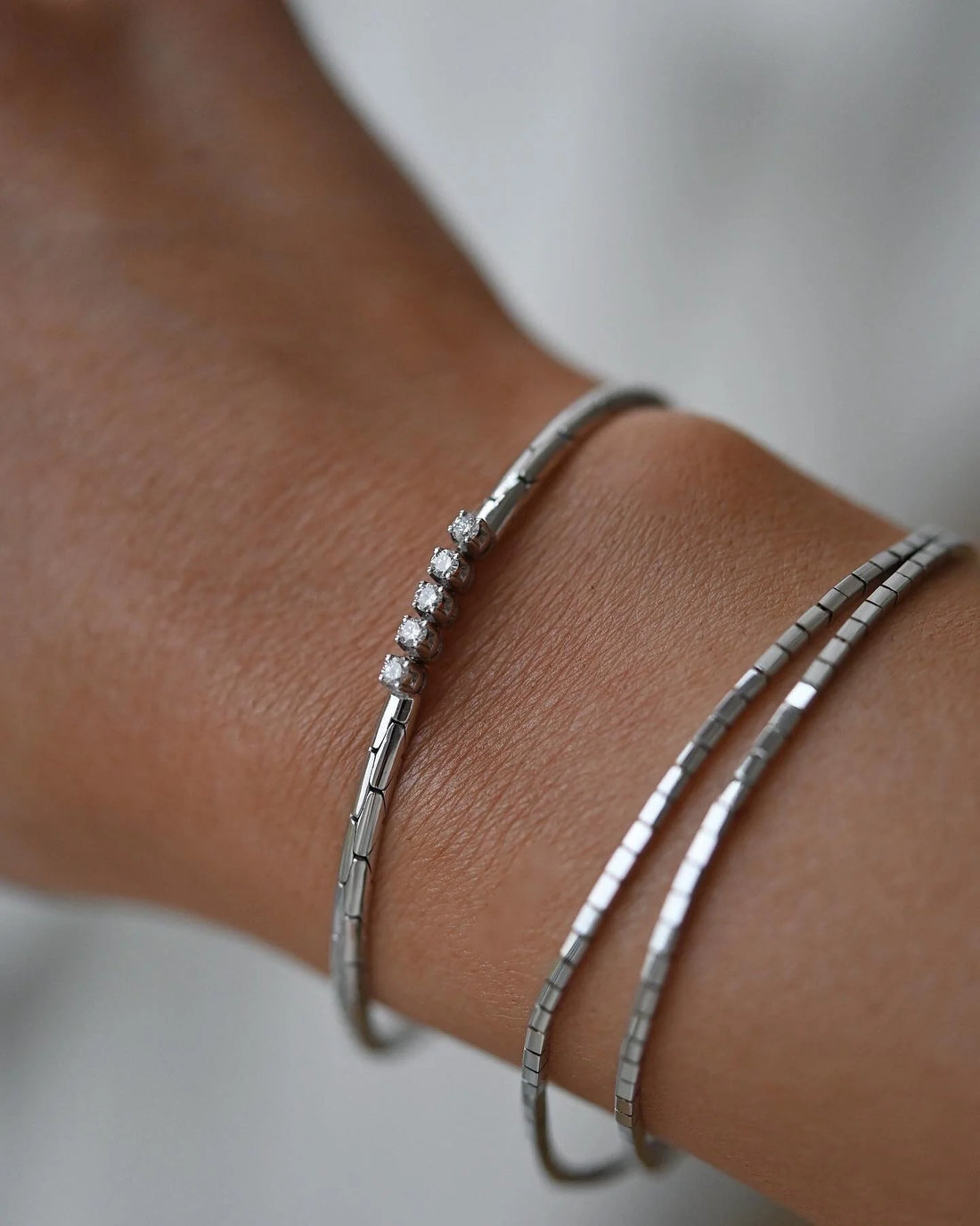 Stunning White Gold Diamond Stacking Bracelet 18K Gold
