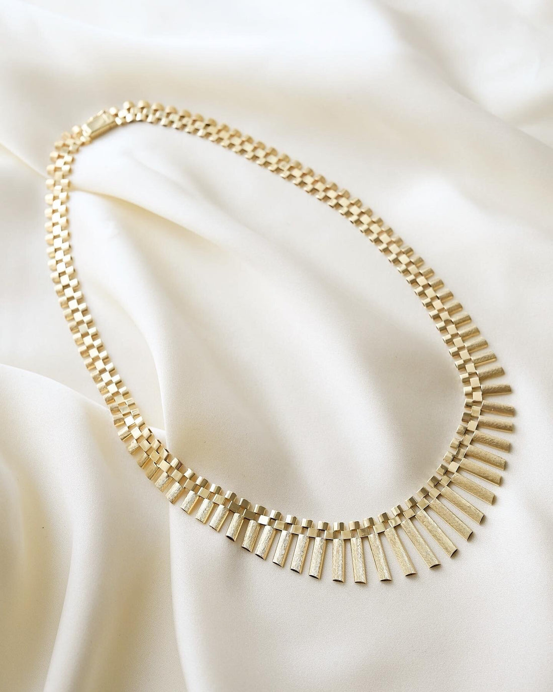 The Sexiest Big Cleopatra Necklace 14K Gold 1970