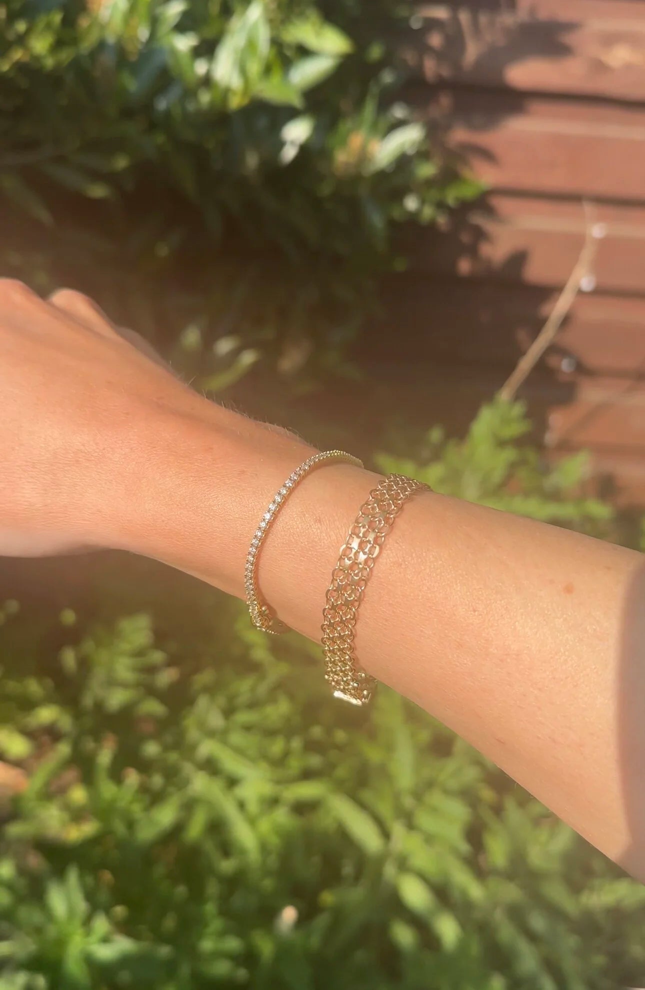 Beautiful Glowing Swedish Vintage Bracelet 18K Gold 1967