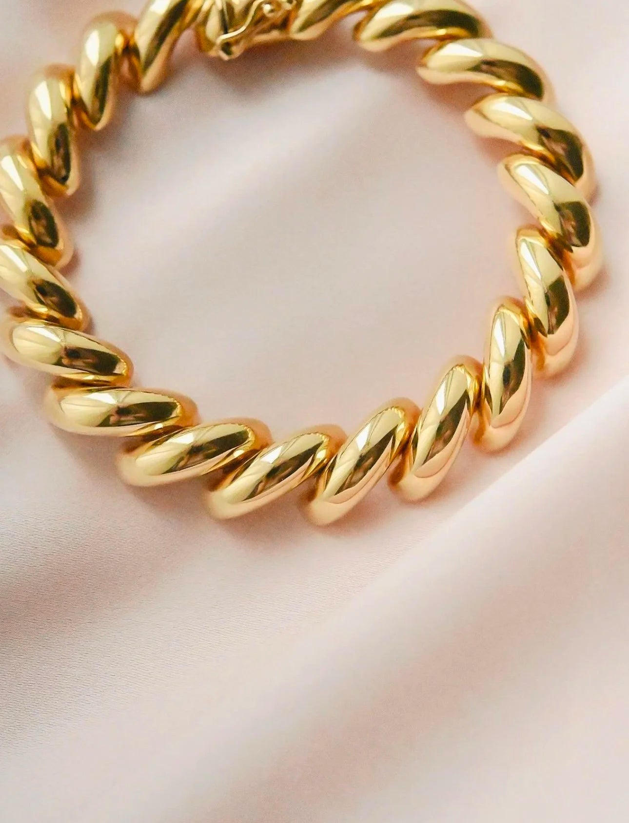 Fabulous Danish Vintage Twist Link Bracelet 14K Gold 1980s