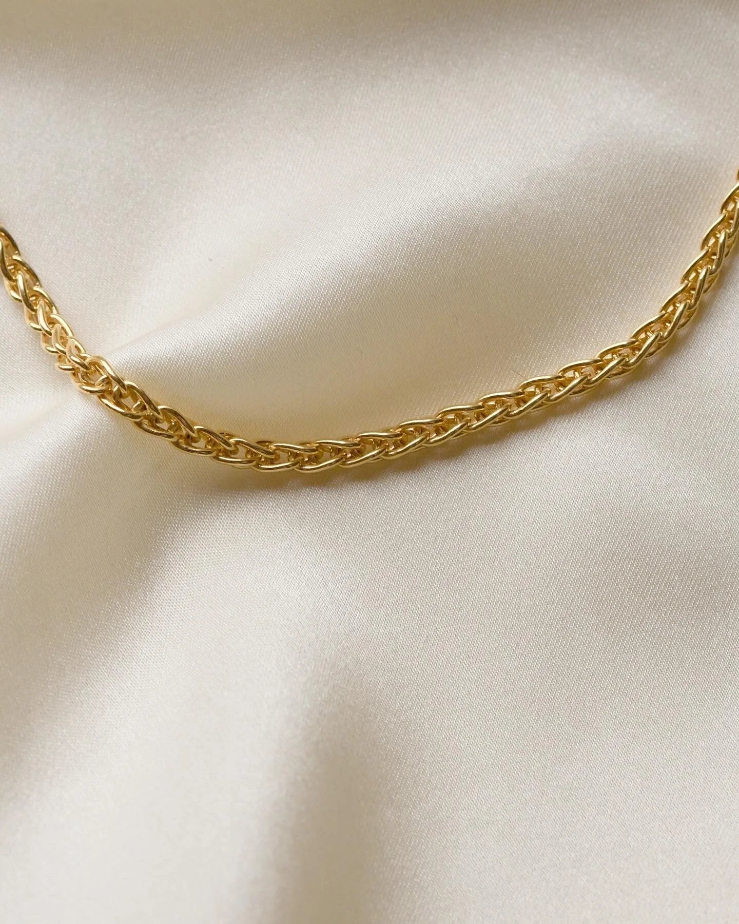 Gorgeous Vintage Wheat Link Chain 14K Gold 1980s