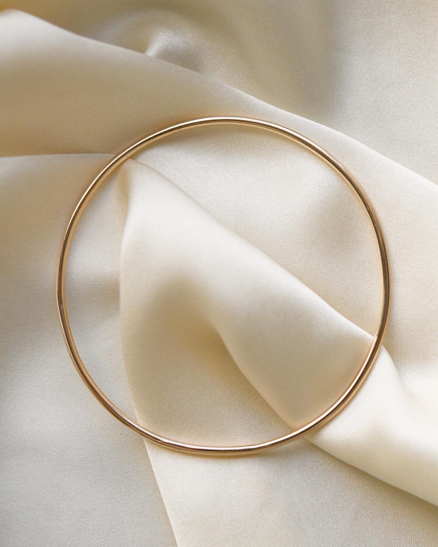 Timeless Solid Vintage Bangle 14K Gold