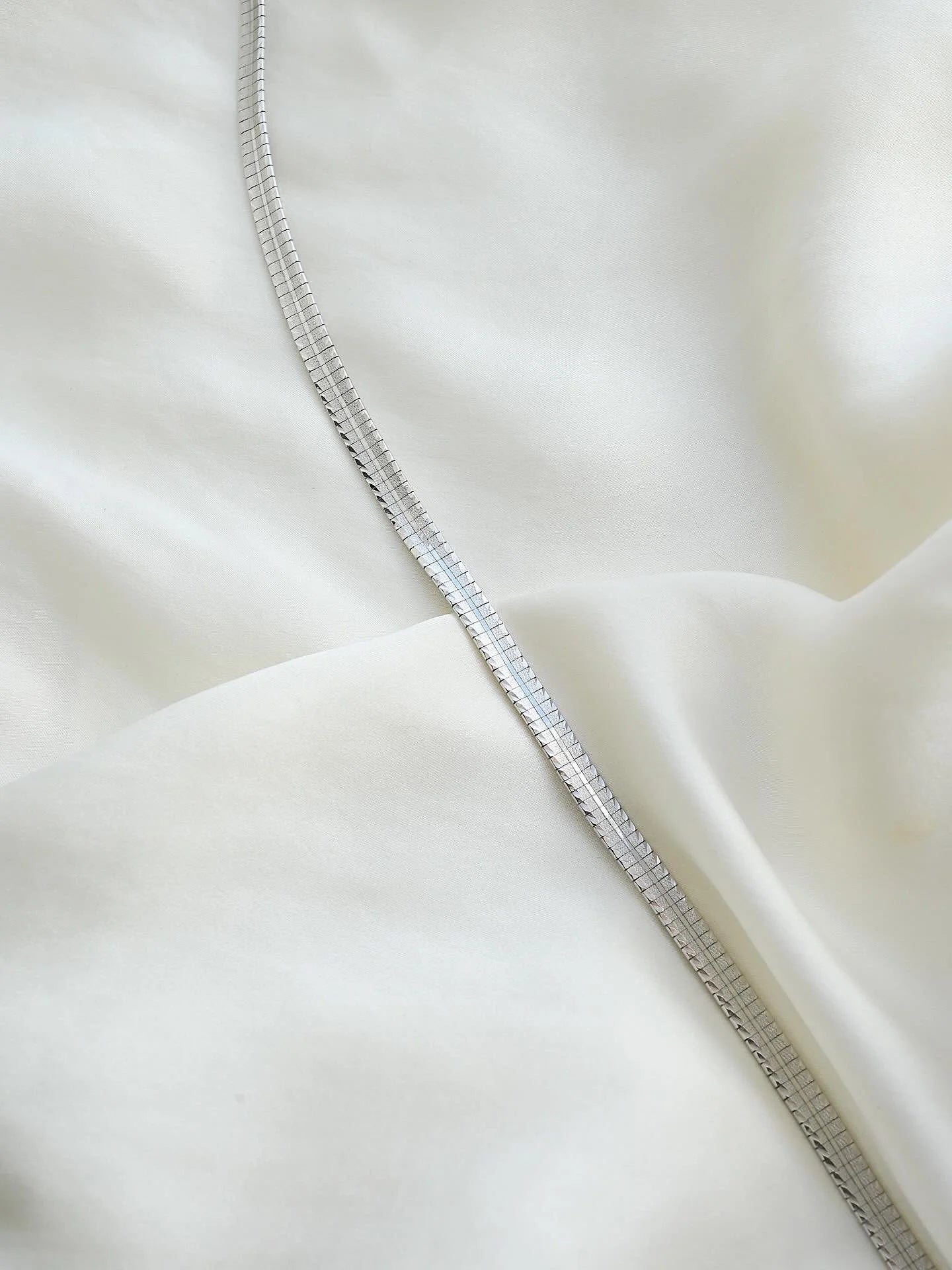 Sleek Vintage Silver Necklace