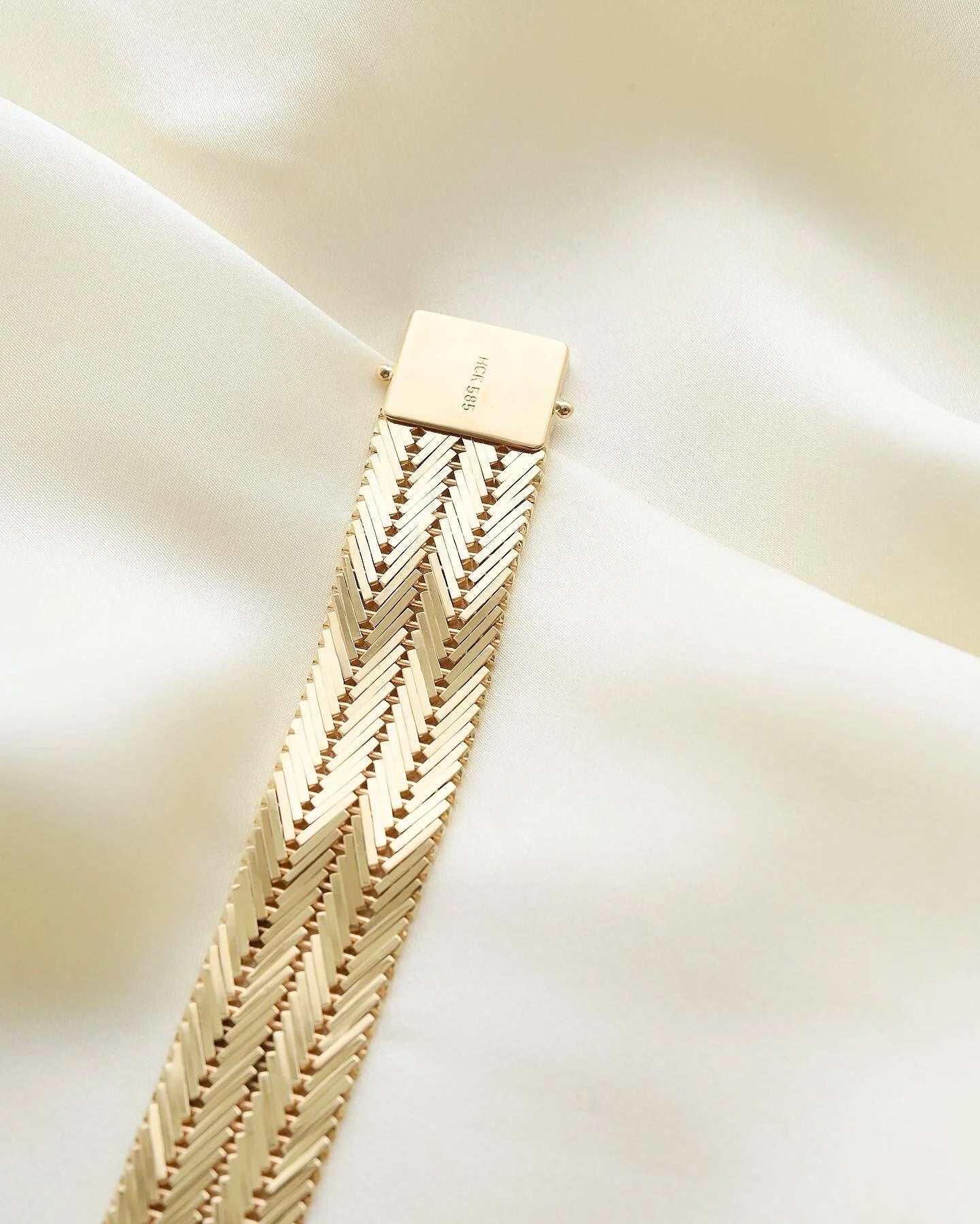 Super Heavy Sublime 52 Grams Danish Link Bracelet 14K Gold 1960s