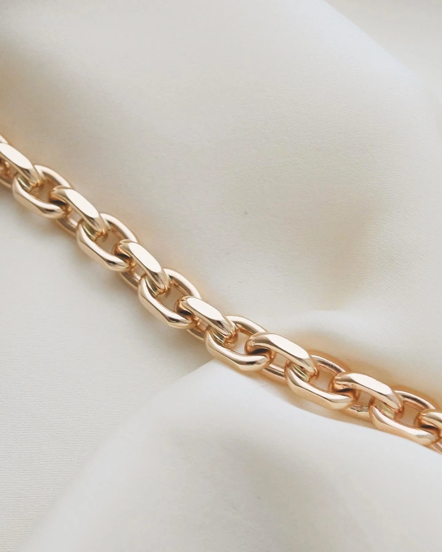 6.25 Inches Big Chunky Danish Anchor Link Bracelet 14K Gold