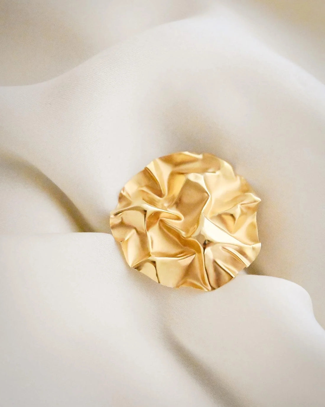 Beautiful Italian Vintage Pendant 18K Gold