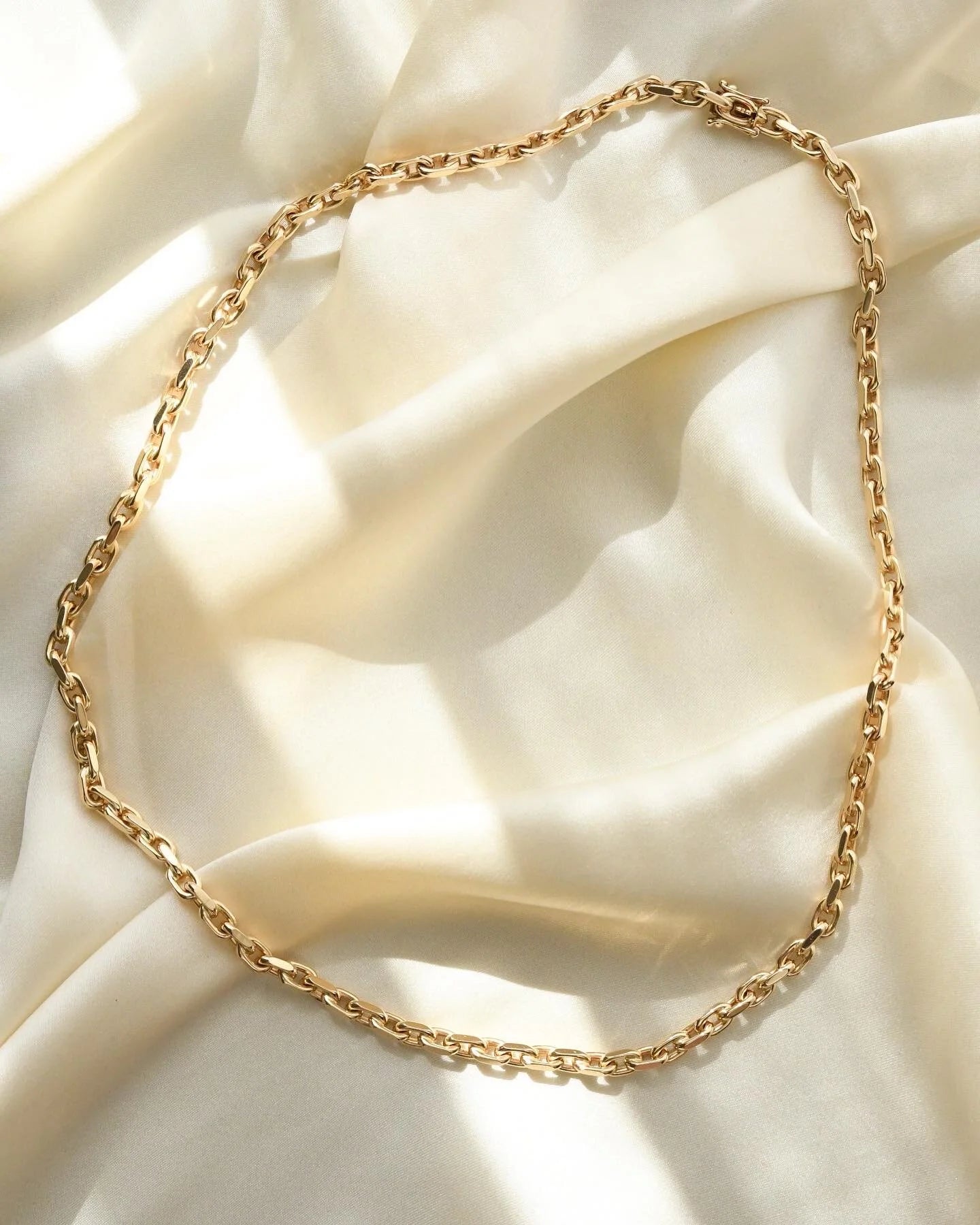 The Perfect Vintage Anchor Chain 14K gold