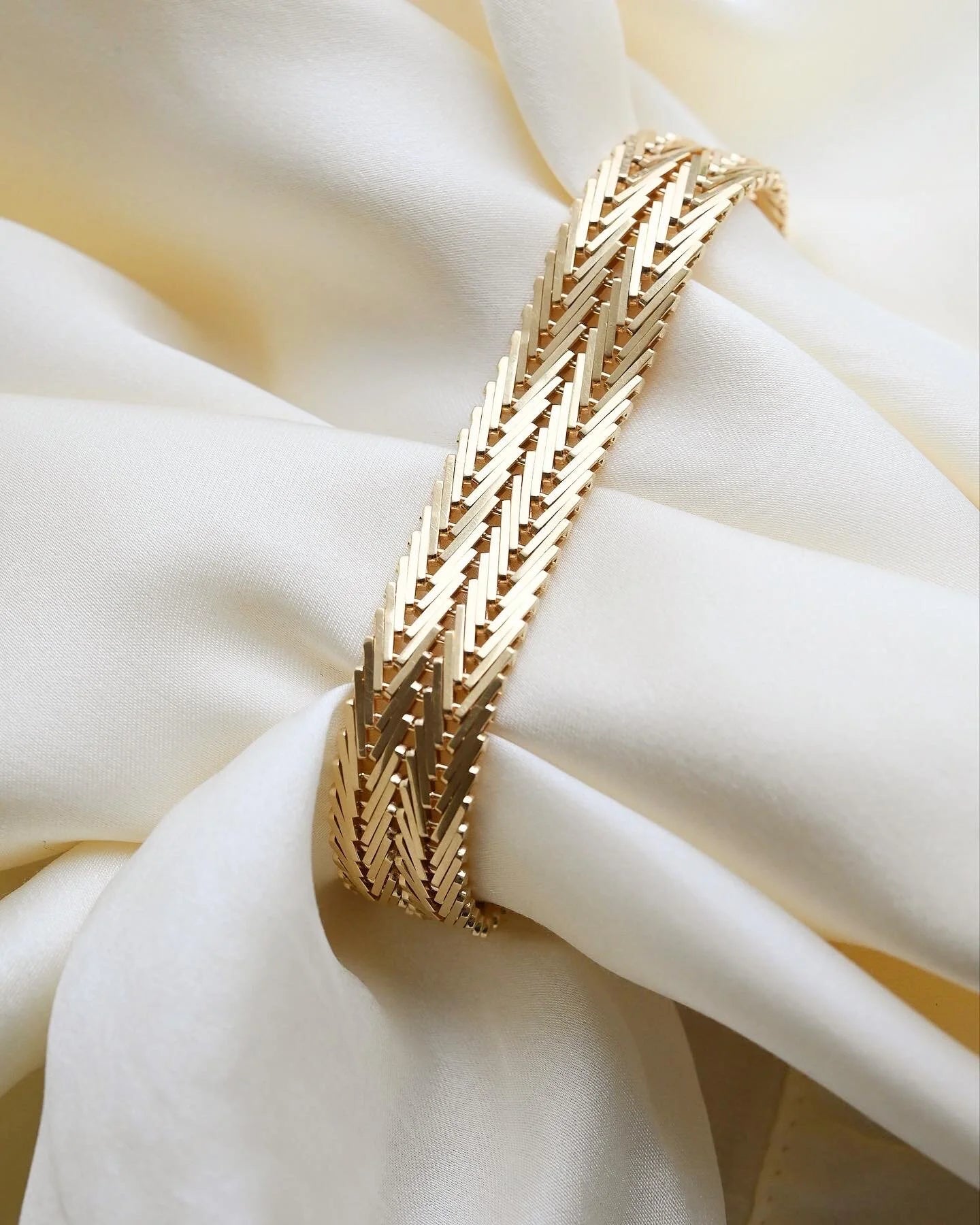 Outstanding Heavy Wide Danish Vintage Bracelet 14K Gold 1960s