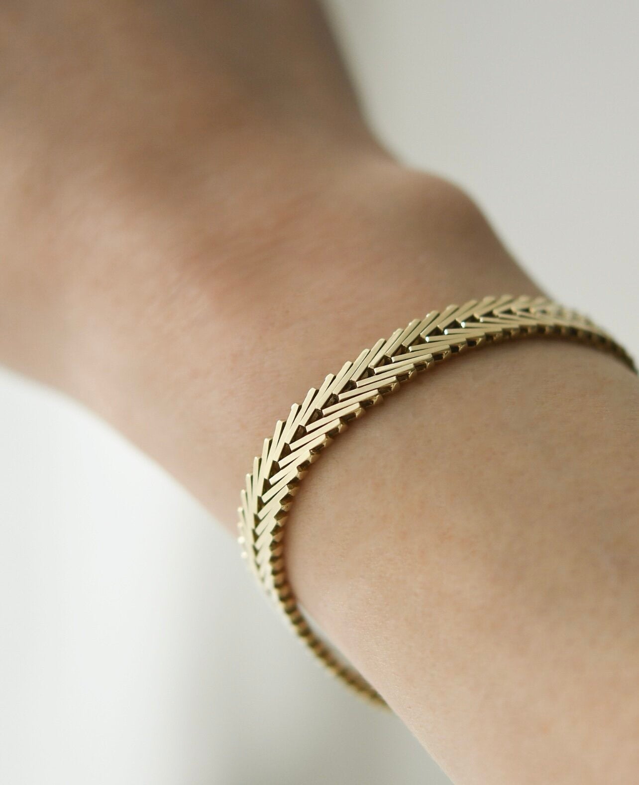 Gorgeous Geneva Link Bracelet 14K Gold