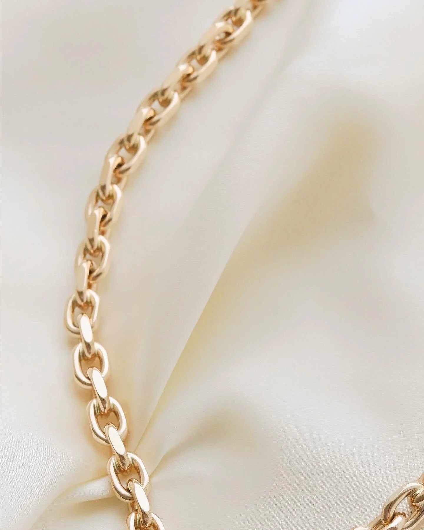 Once in A Lifetime Vintage Chain 95 Grams 14K Gold