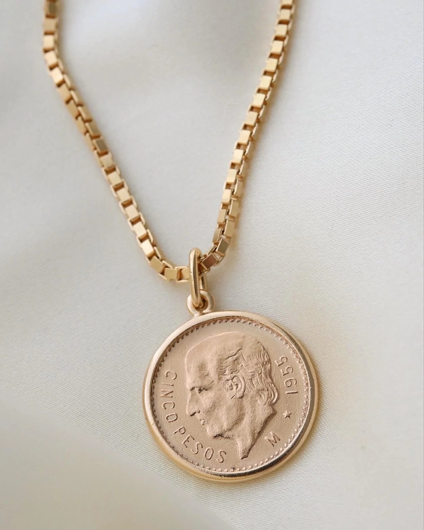 High Carat Vintage Coin Pendant 22K Gold 1955