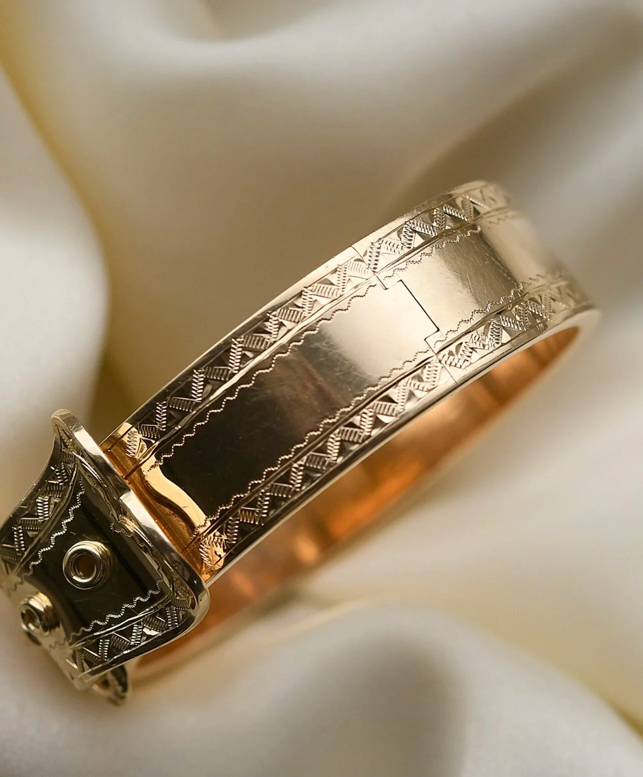 Sublime Engraved Buckle Bangle 14K First Half 1900s