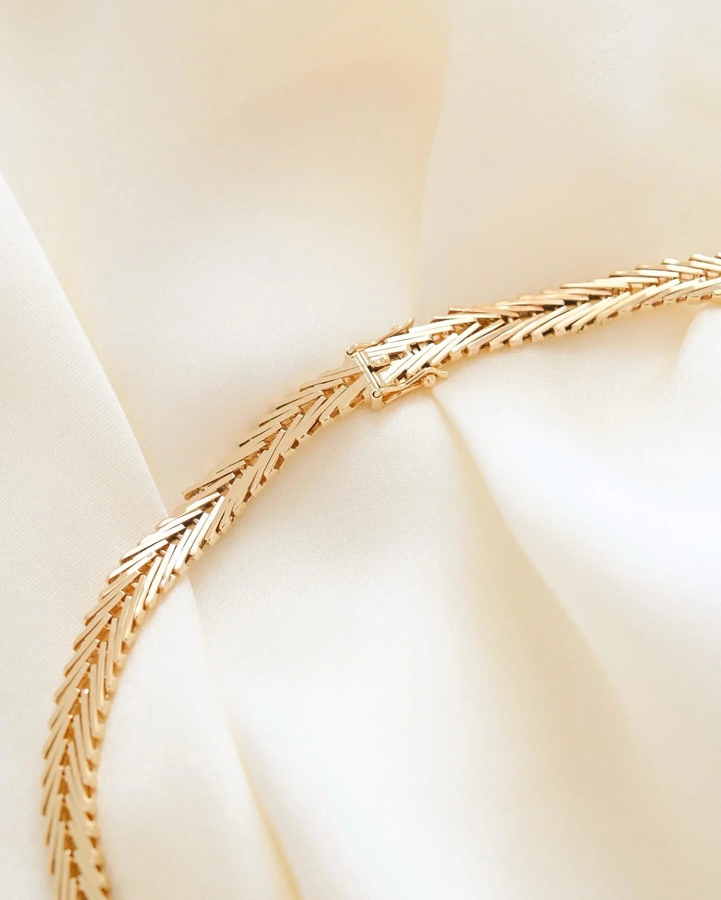 Gorgeous Danish Vintage Necklace 14K Gold