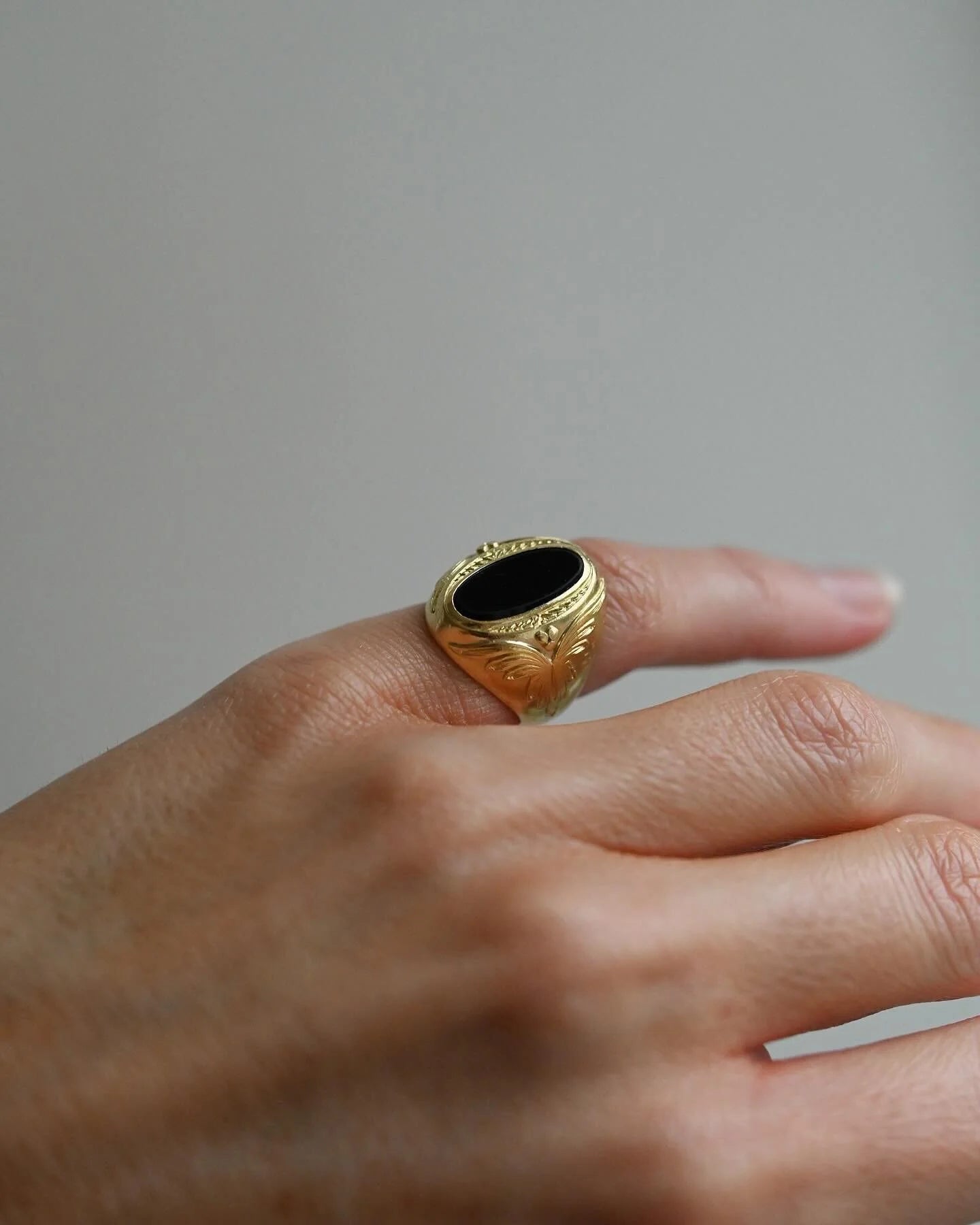 The Most Perfect Antique Onyx Signet Ring 11 Grams 18K Gold