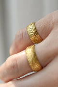 Rare Small Size Edwardian Flower Band 1900 18K Gold