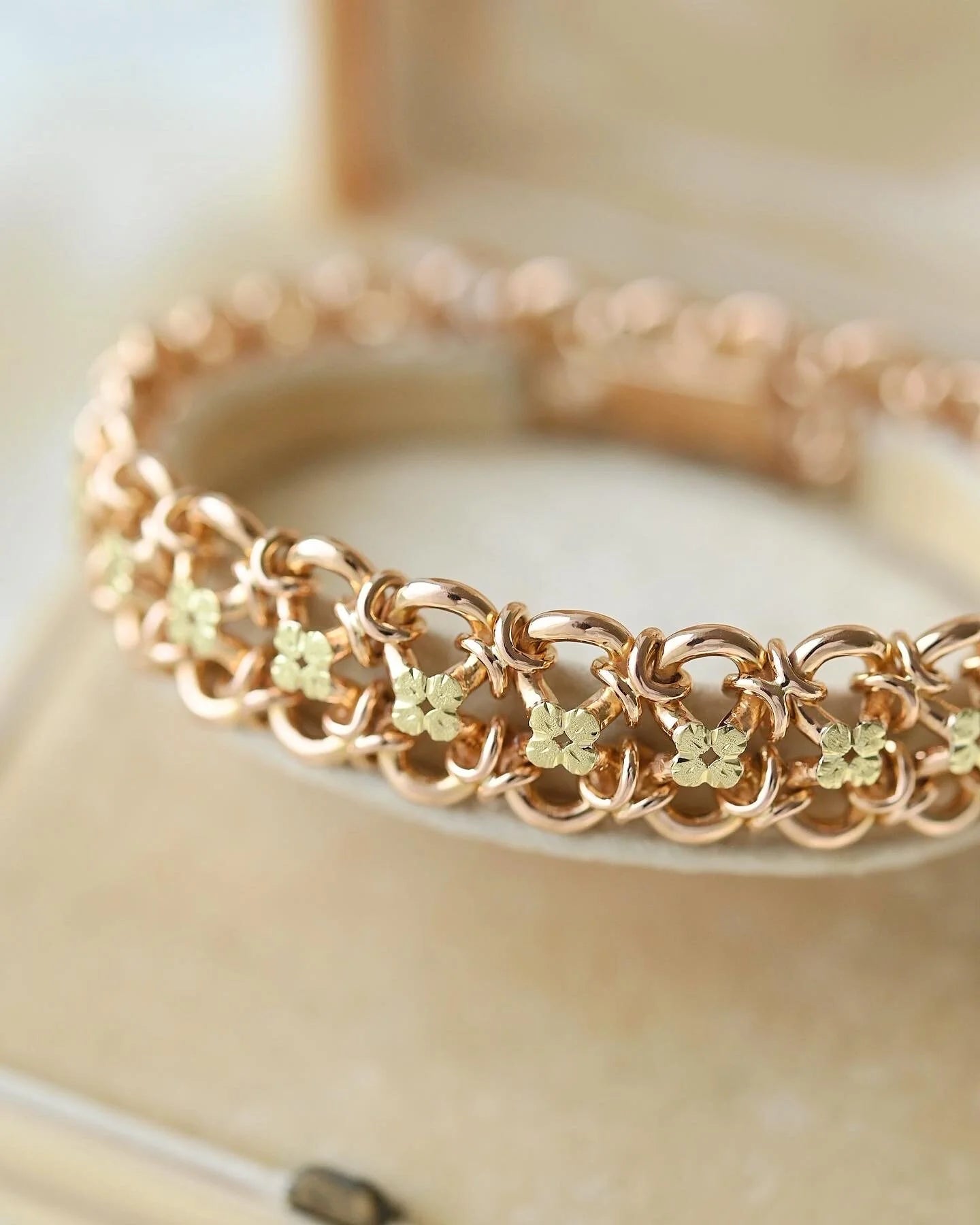 Divine Rare Fancy Link Flower Dream Bracelet 18K Rose Gold 1950s