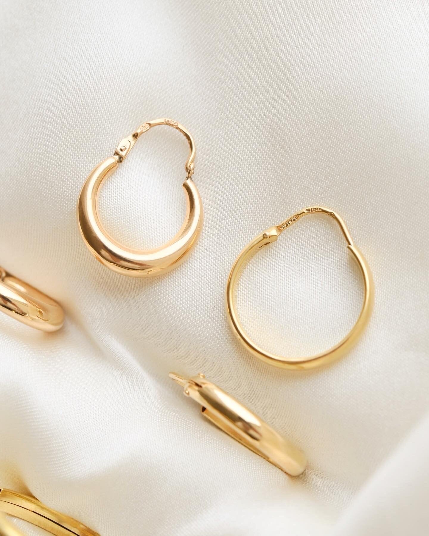 Perfect Never Take Off Swedish Vintage Hoops 18K Gold