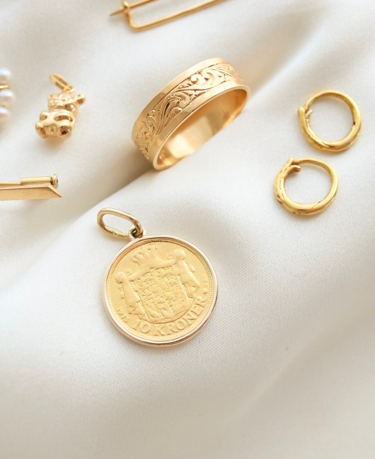 Saturday Selection Danish and Swedish Antique and Vintage Pieces 18-22K Gold 1800-1984