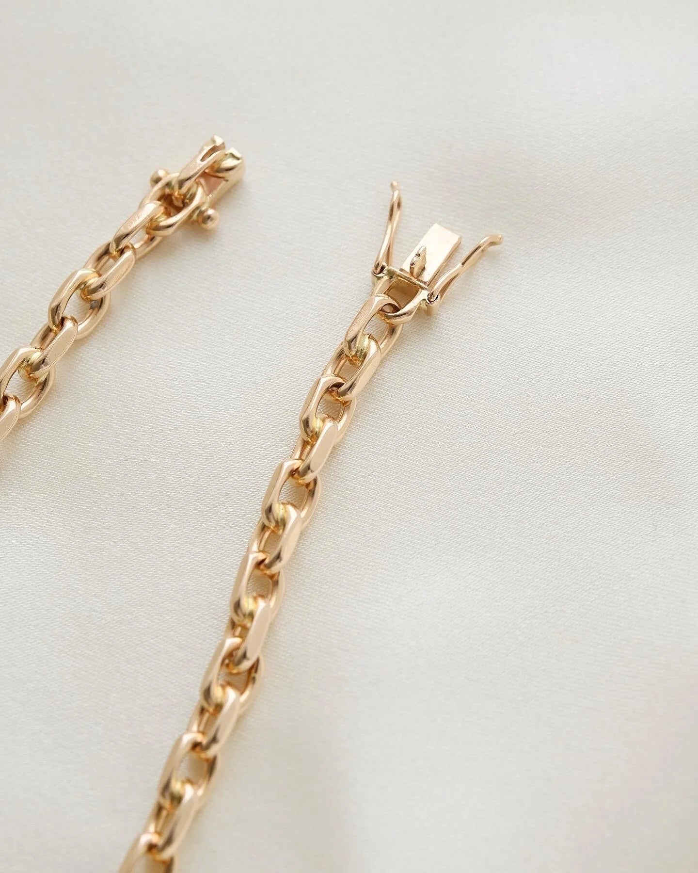 Radiant Danish Vintage Bracelet 14K Gold
