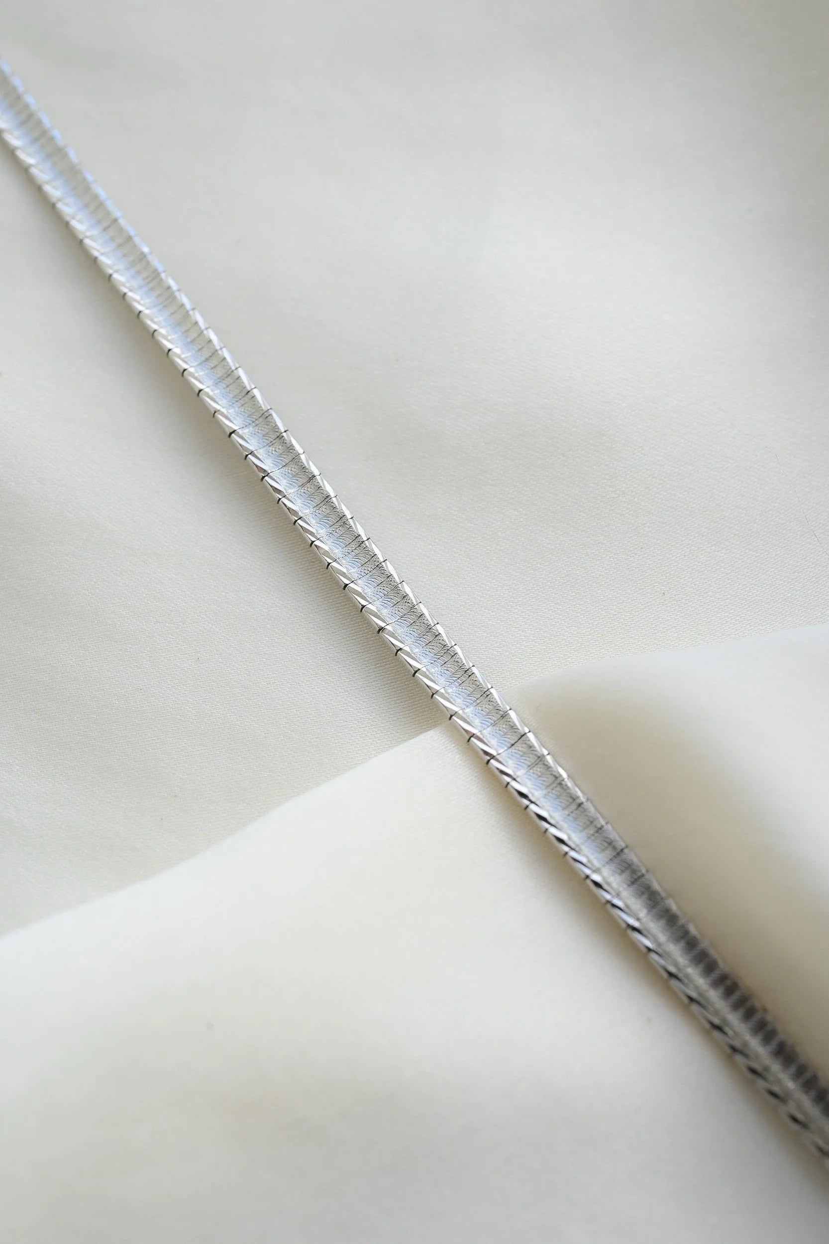 Slinky Vintage Quality Silver Chain Denmark 1960s