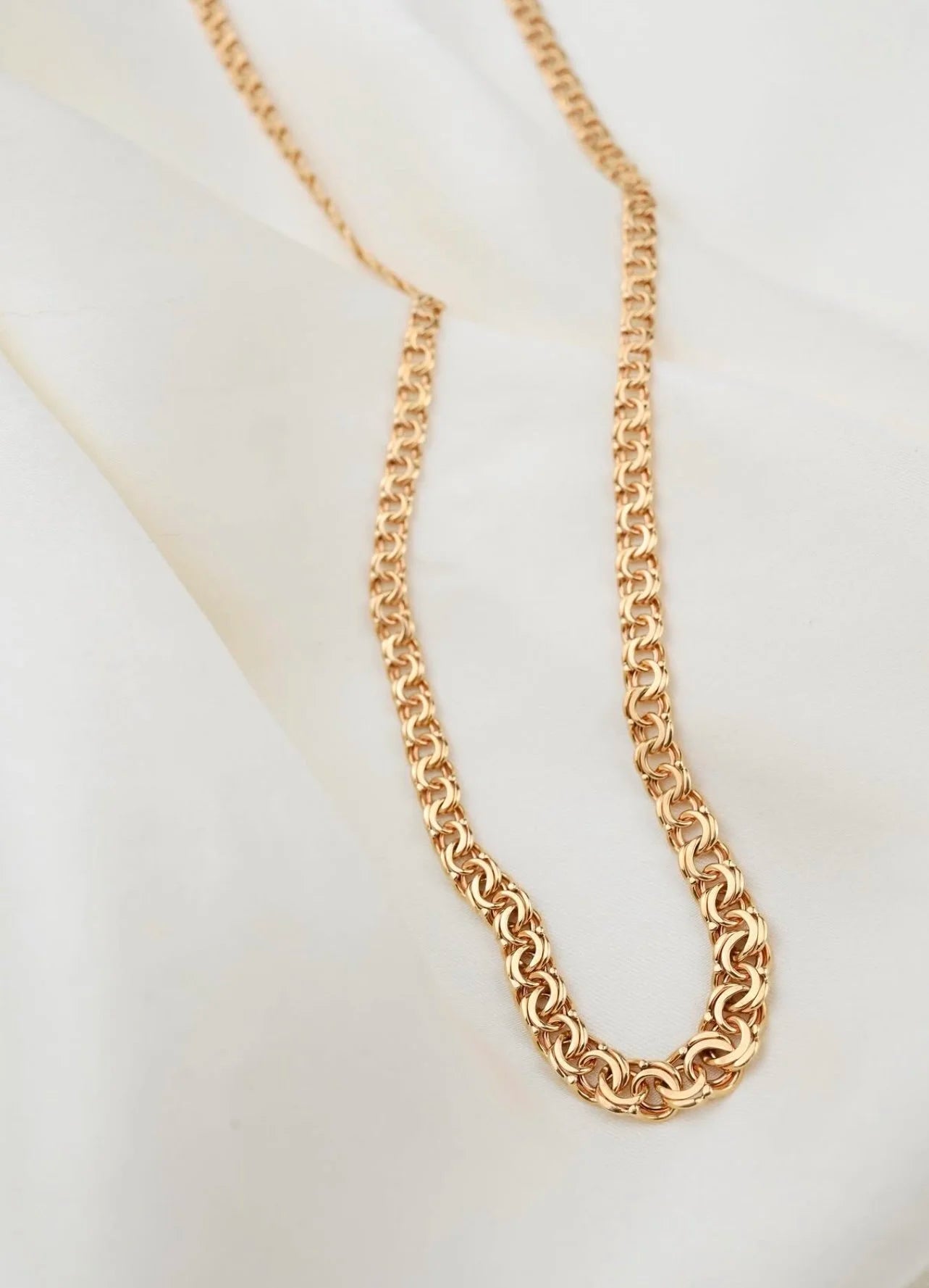 Amazing Radiant 18K Gold Bismarck Link Necklace in Gorg Color