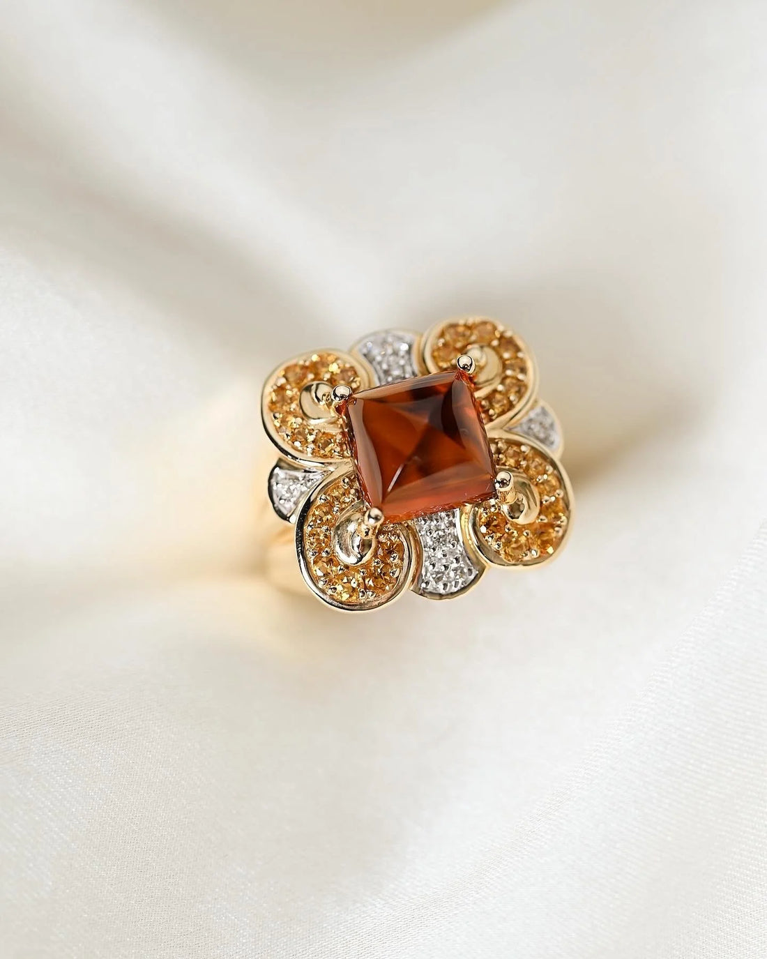 Extraordinary Citrine x Diamond Cocktail Vintage Ring 14K Gold