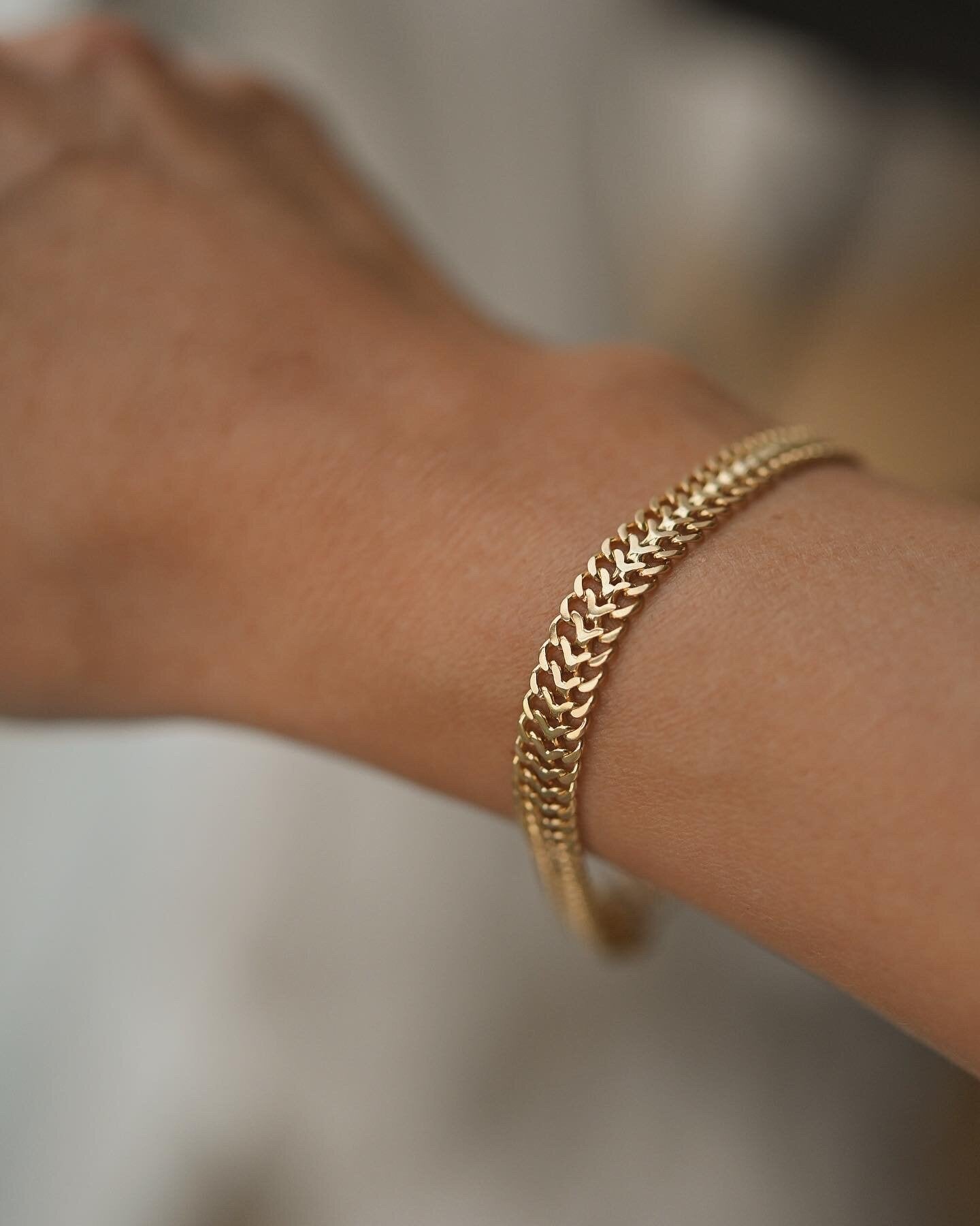 Gorg Swedish Mid Century Fox Tail Link Bracelet 18K Gold 1960