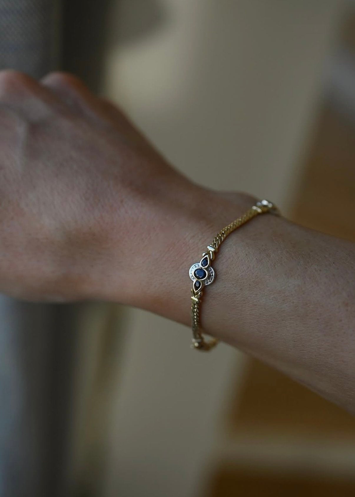 Beautiful One of A Kind Vintage Sapphire Bracelet 18K Gold