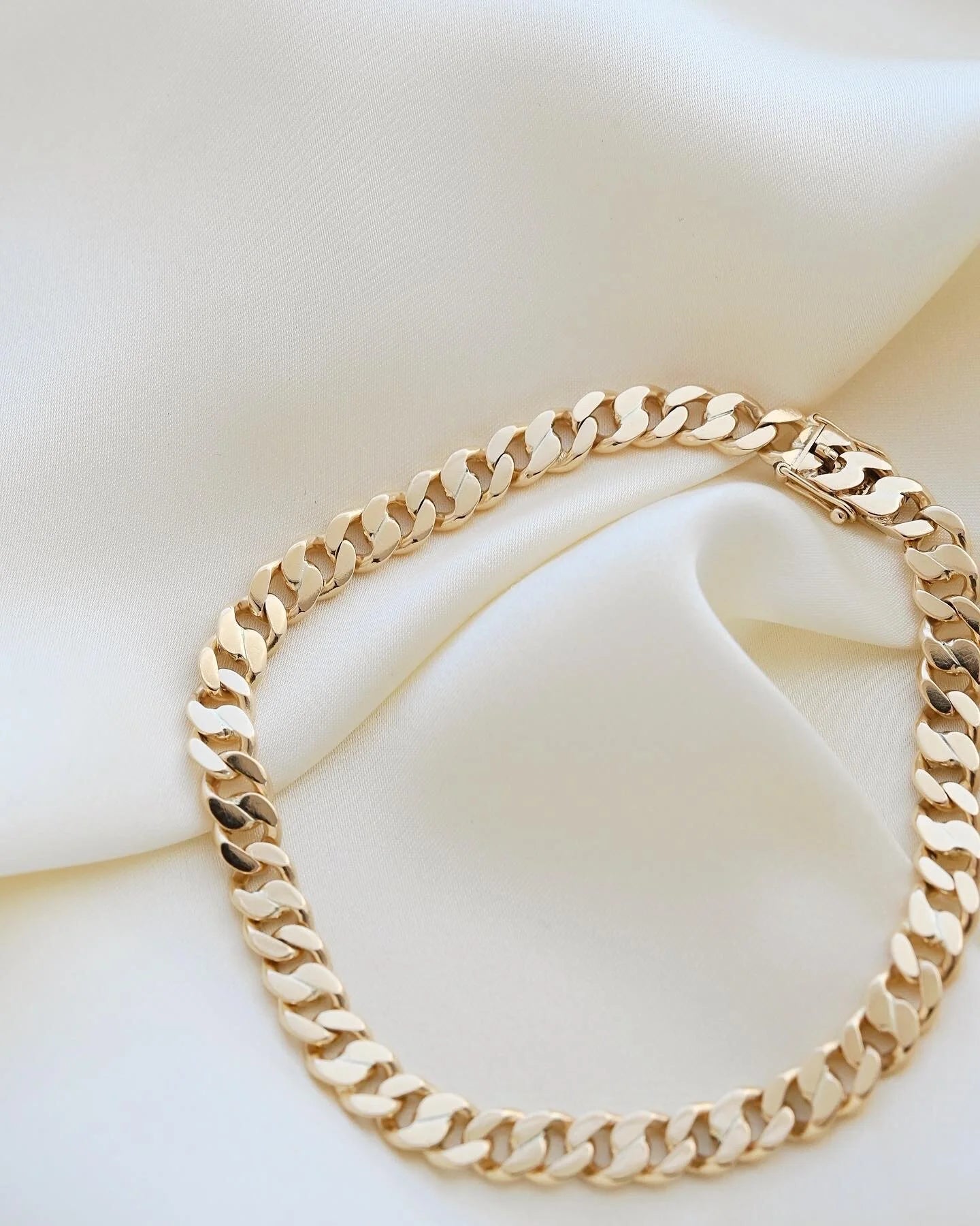 Fabulous Danish Vintage Curb Link Bracelet 14K Gold