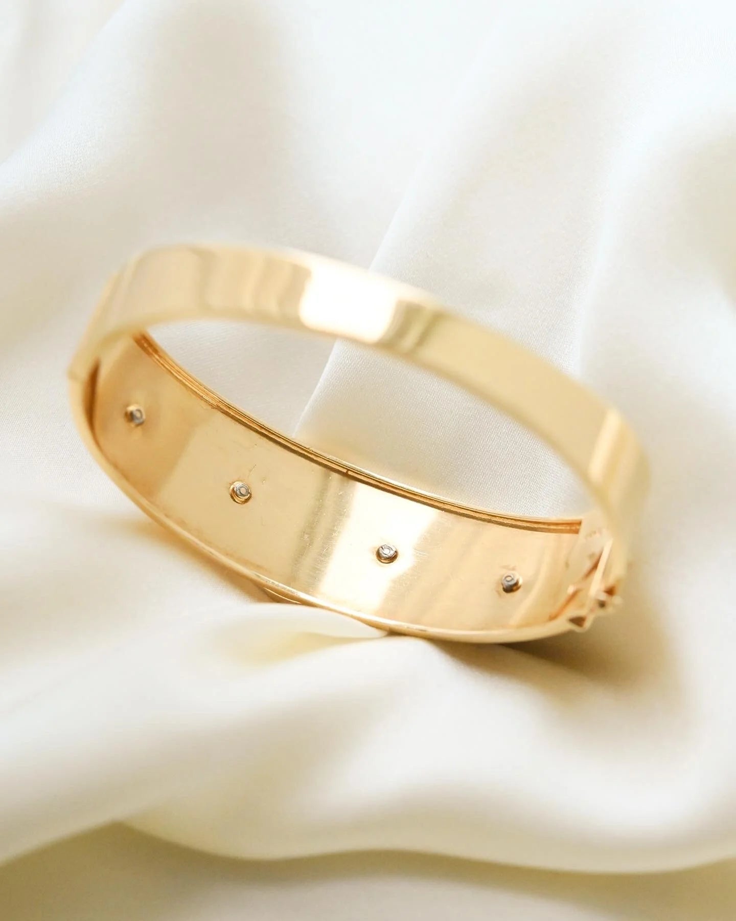 1968 Vintage Bracelet W Sapphire Cabochons 18K Gold
