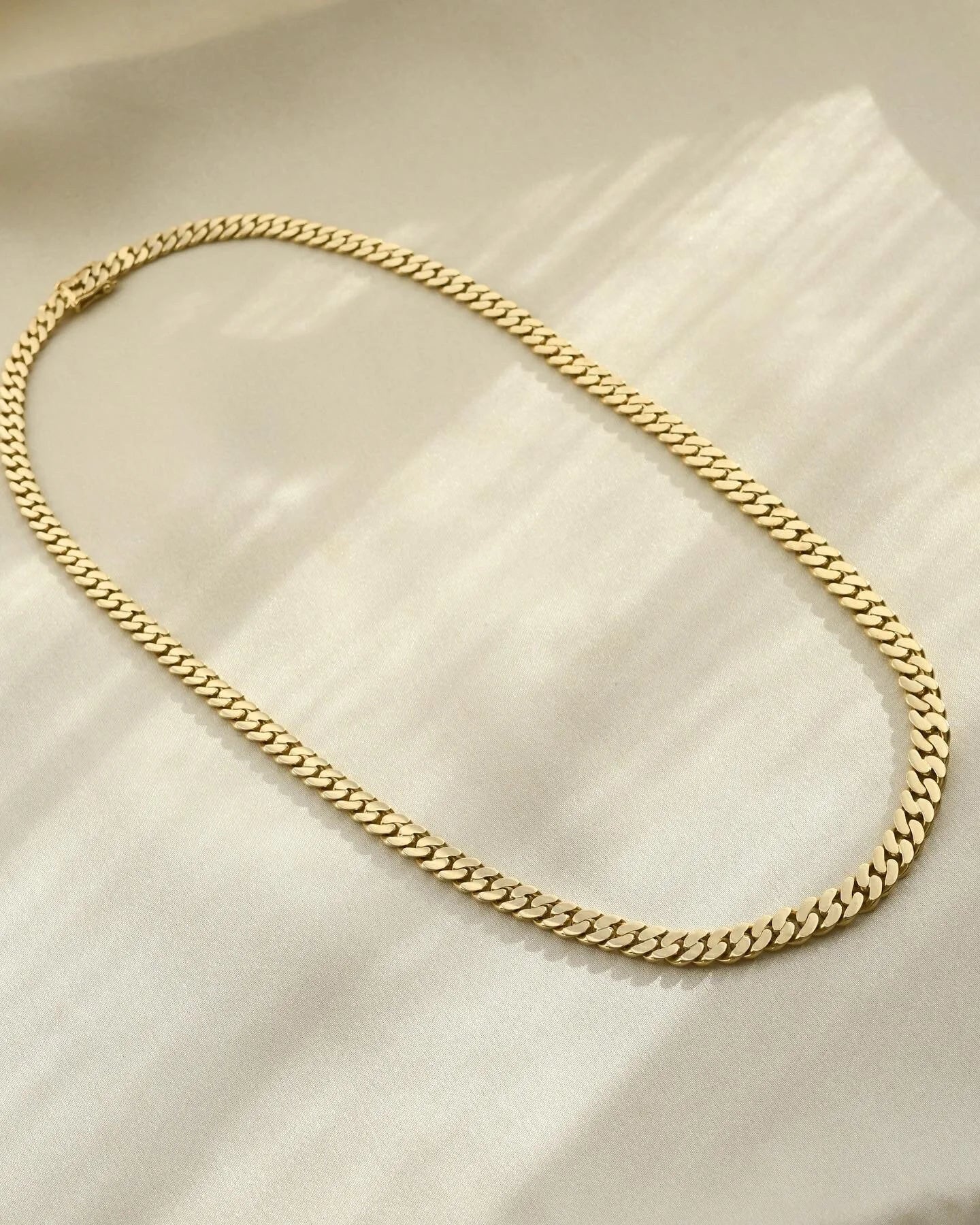 Sexy, CHUNKY Curb Link Chain 14K Gold