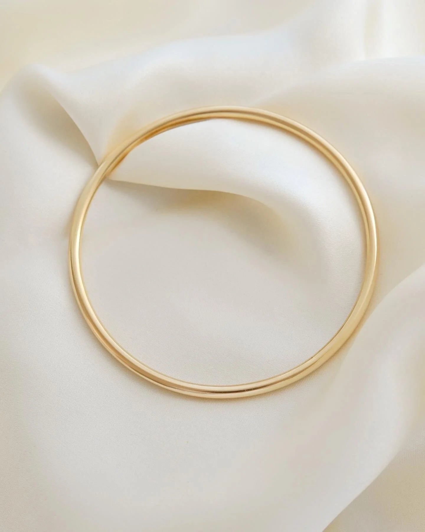 Third and last! SUPERB Danish Vintage Bangle Solid Through and Through 14K Gold