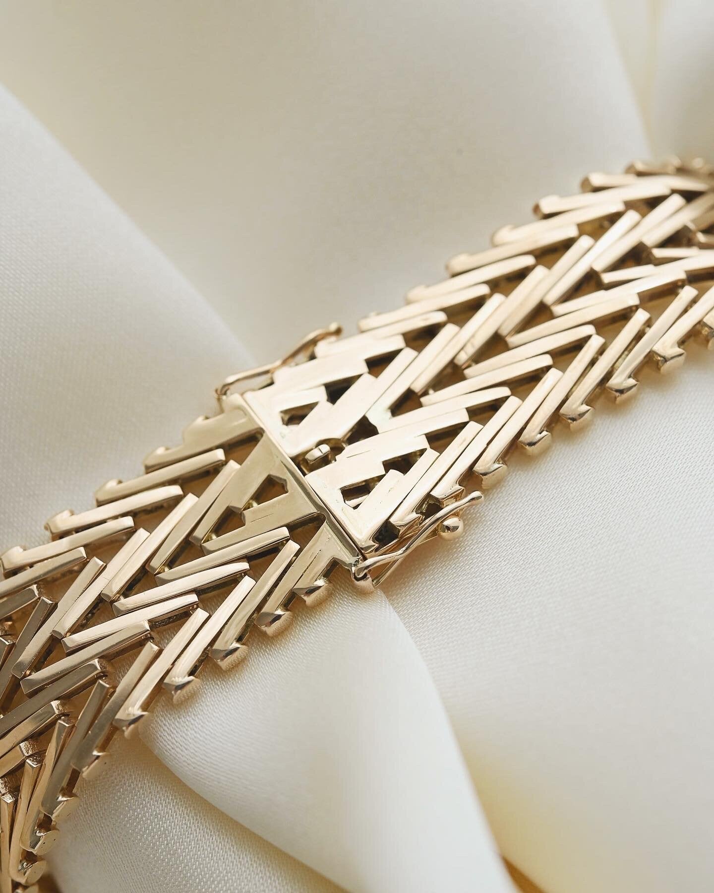 Sublime Danish Vintage Geneva Link Double Row Bracelet 14K Gold 1960