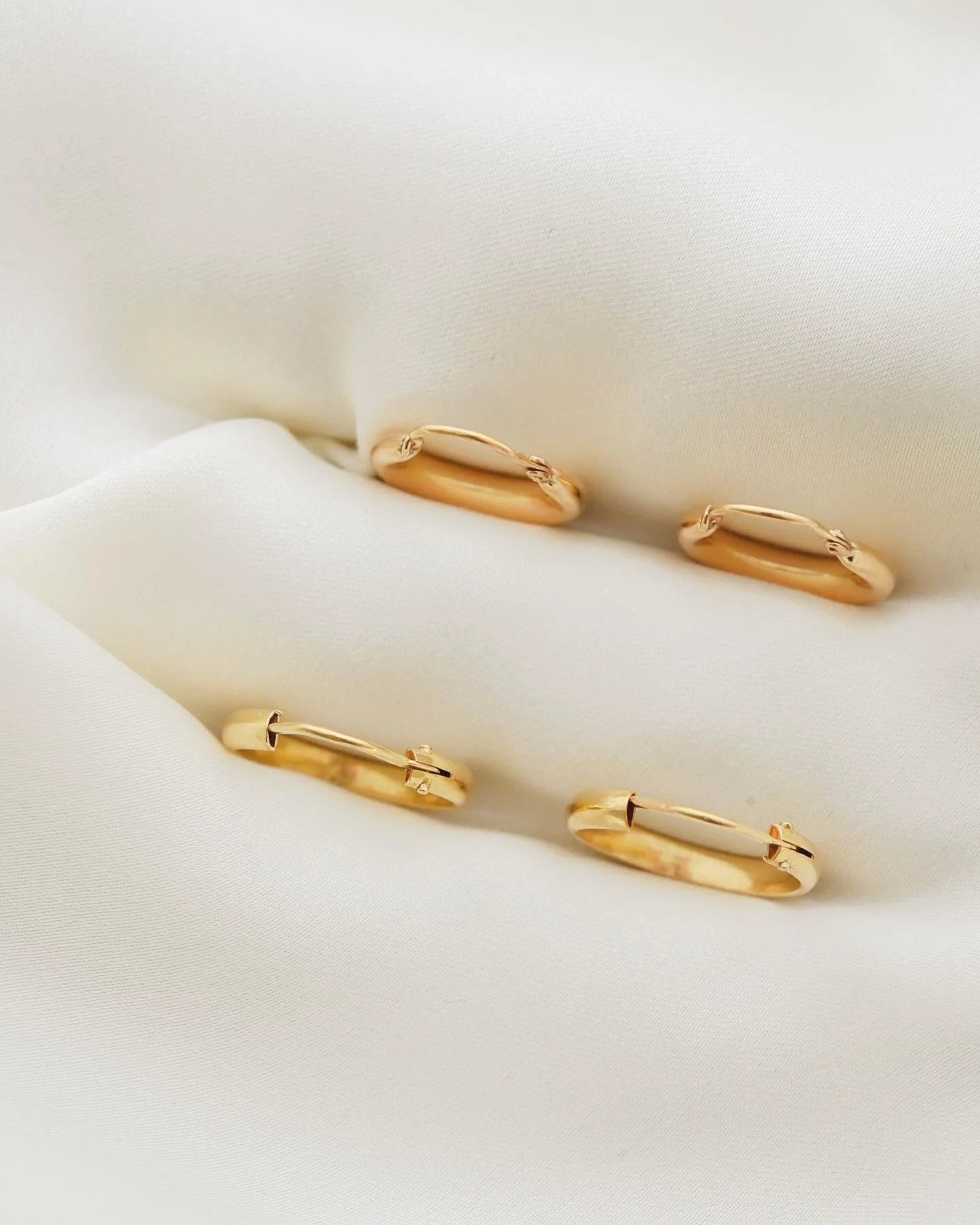Perfect Never Take Off Swedish Vintage Hoops 18K Gold