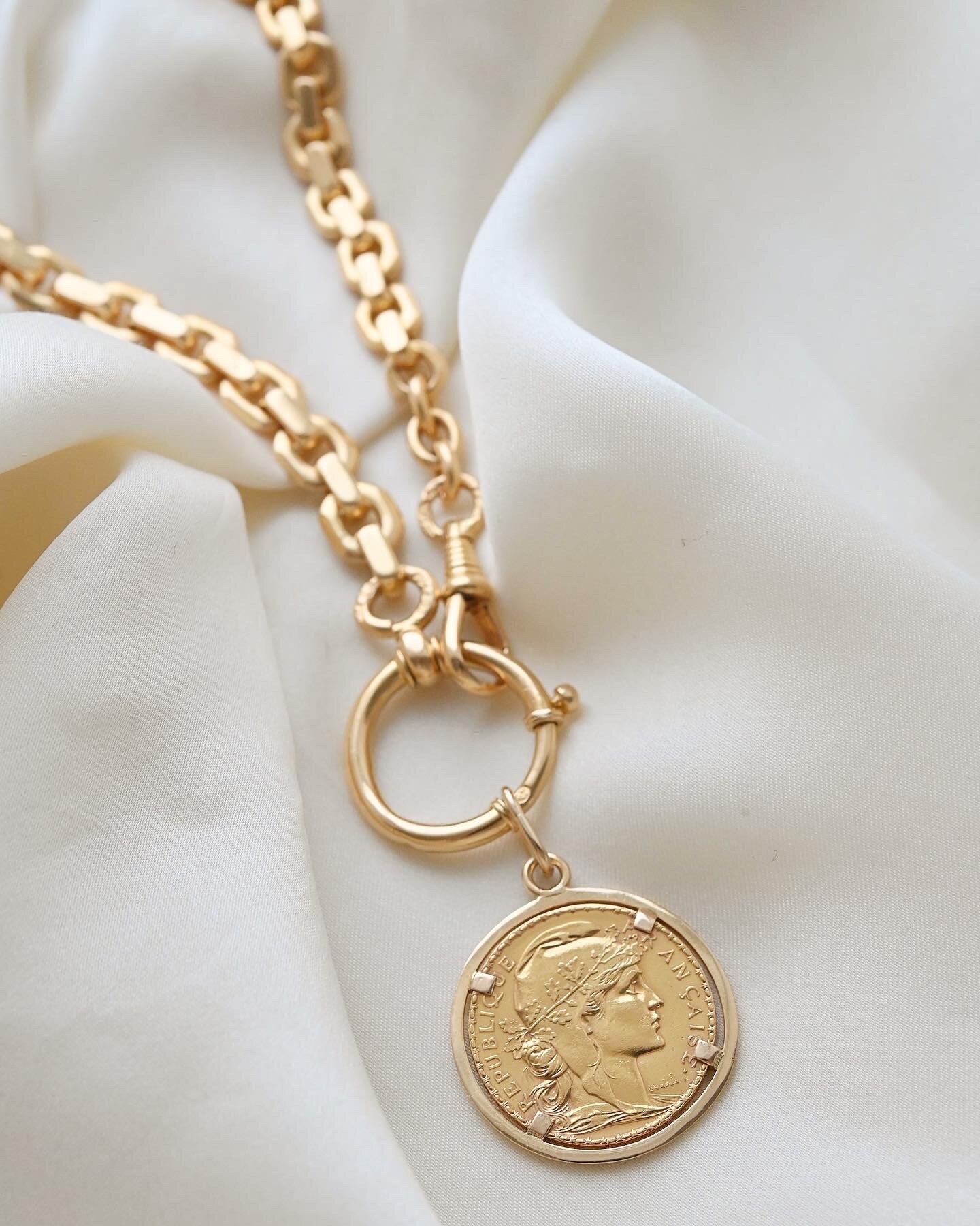 The Iconic Marianne and the Rooster Coin Pendant 21K Gold 1910