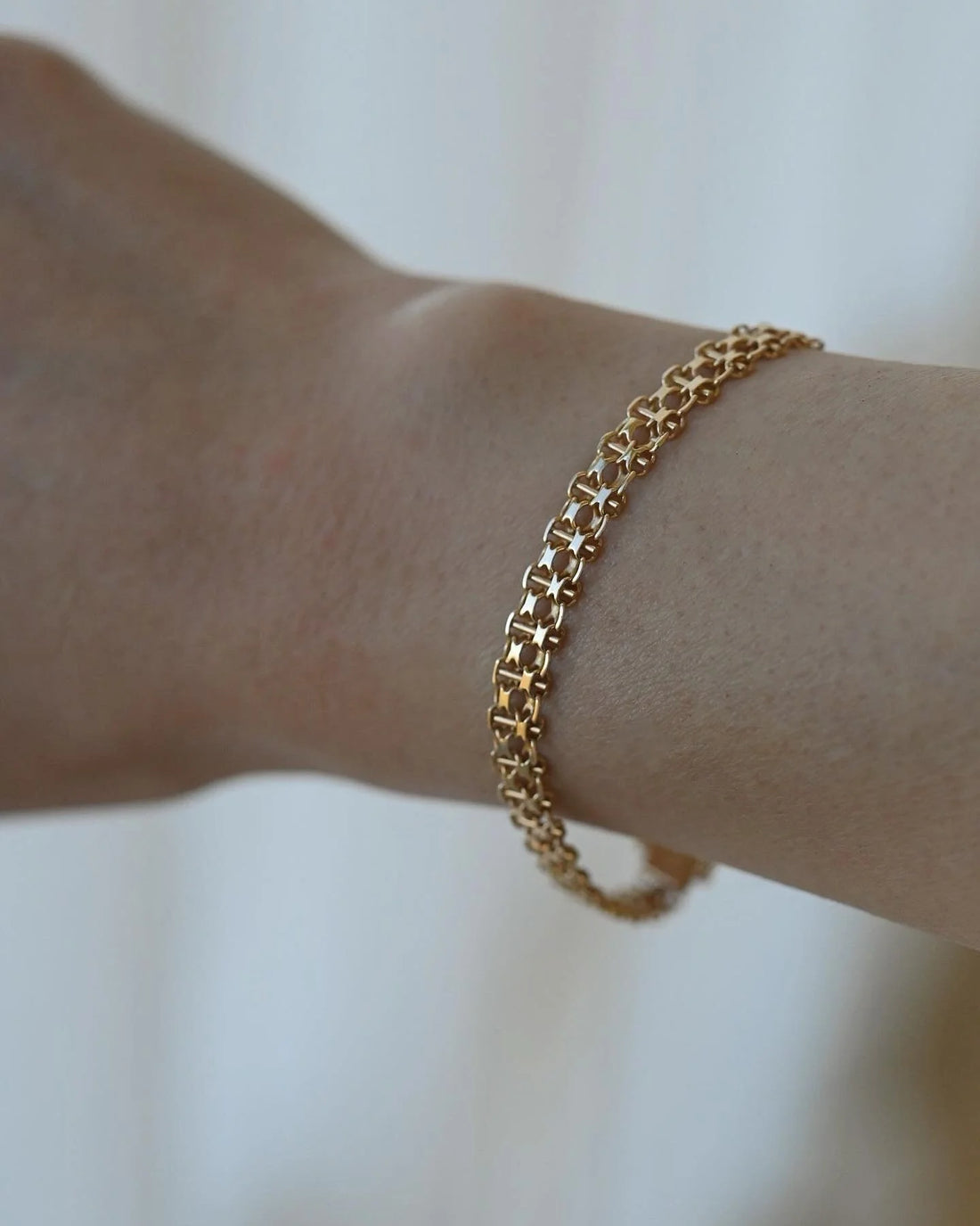 Star Link Bracelet Vintage Sweden 1965 18K Gold