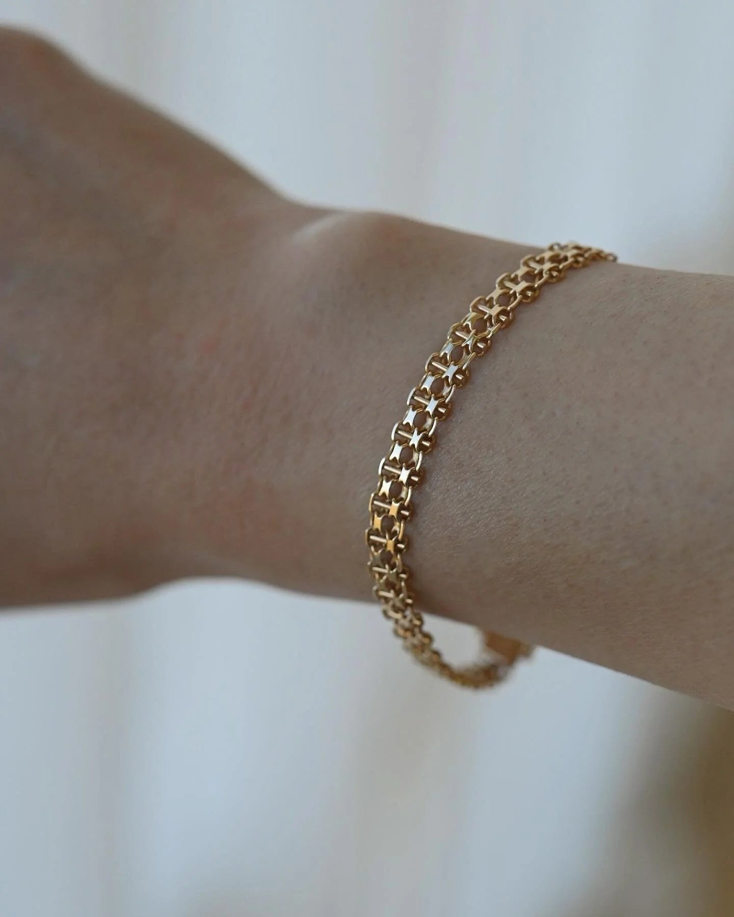 Star Link Bracelet Vintage Sweden 1965 18K Gold