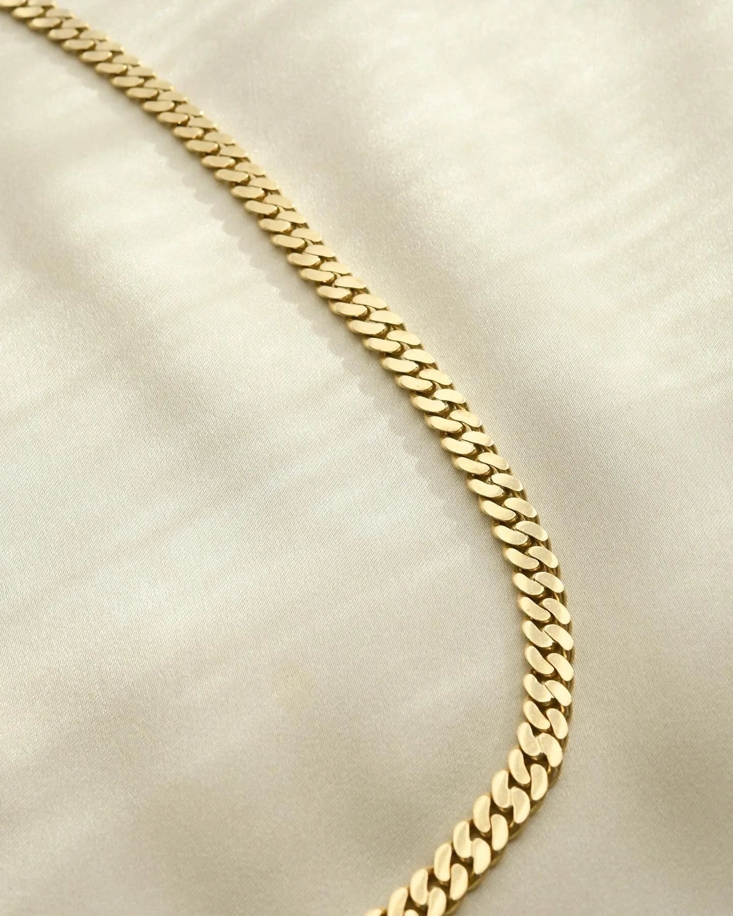Sexy, CHUNKY Curb Link Chain 14K Gold