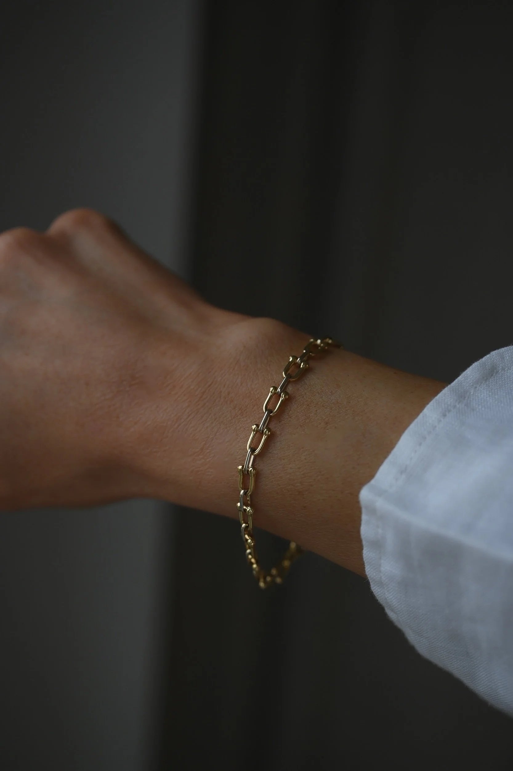 Amazing Substantial l Tiffany Style Bi Color Bracelet 18K White and Yellow Gold